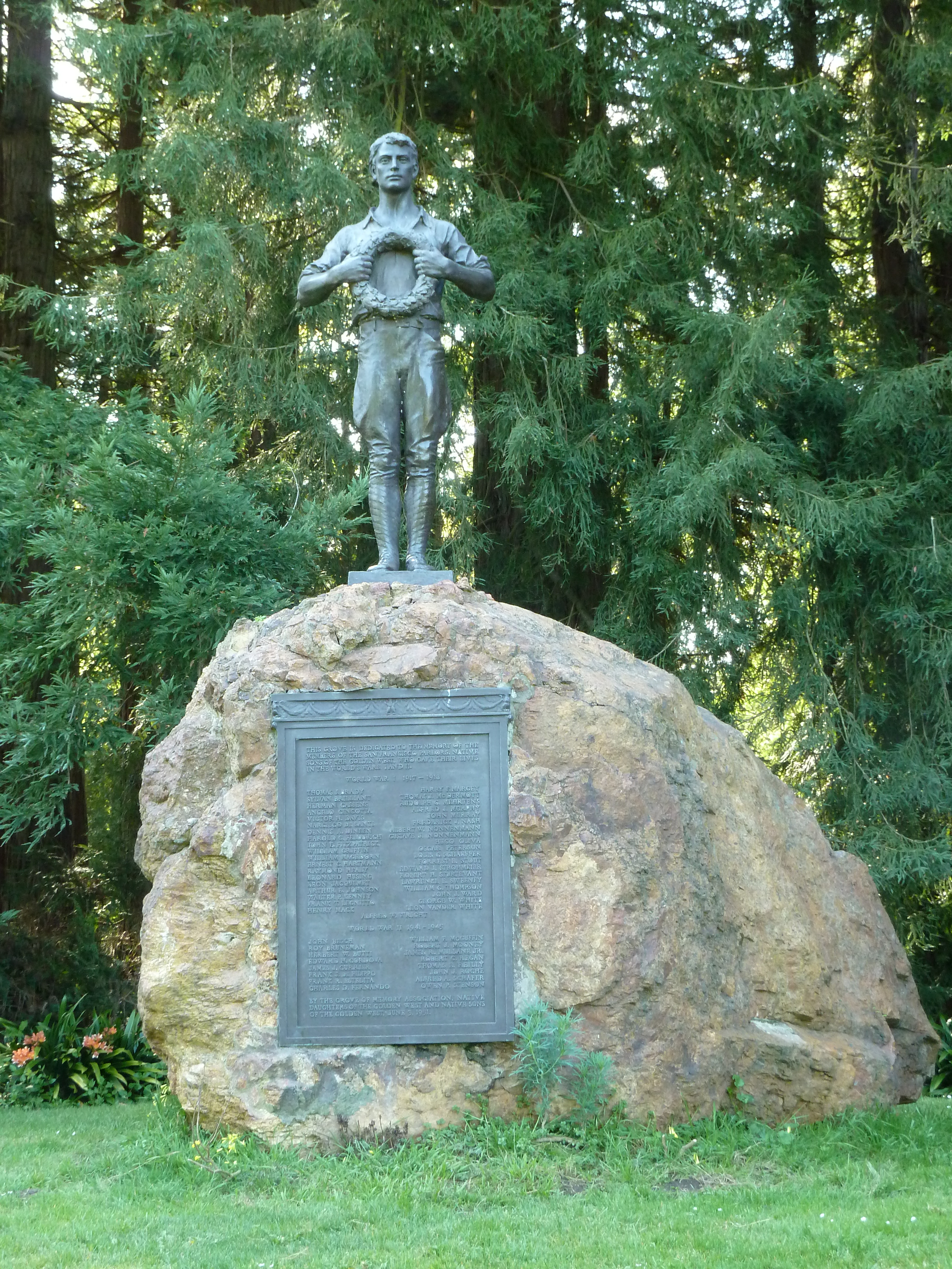 Zoom on the image : Heroes Grove