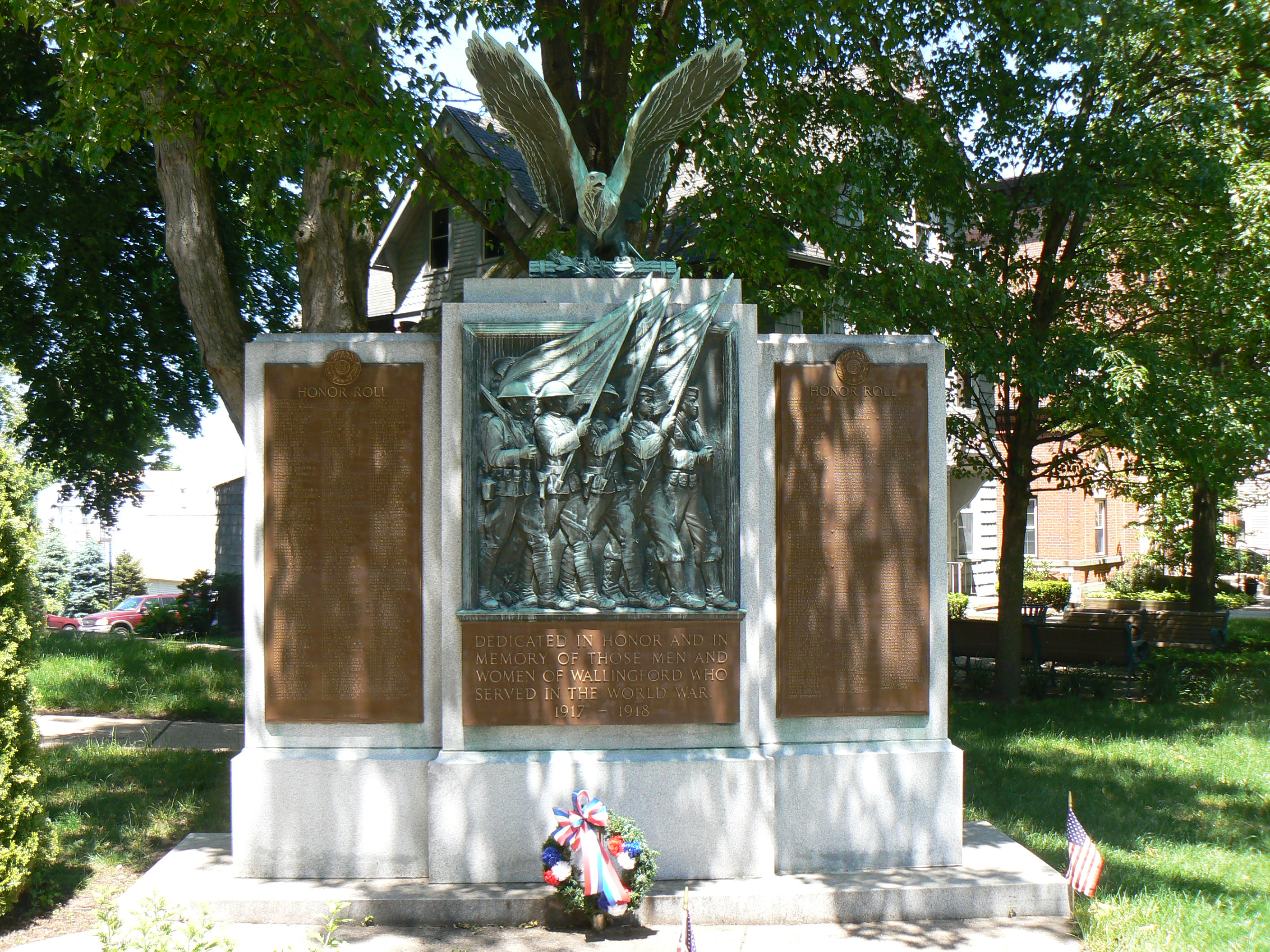 Zoom on the image : Wallingford WWI Town Hall Memorial 