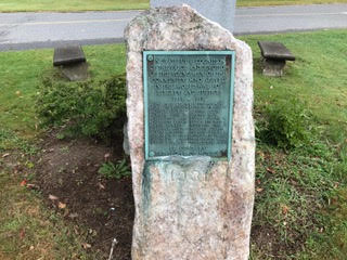 Zoom on the image : Monroe Green World War I Monument