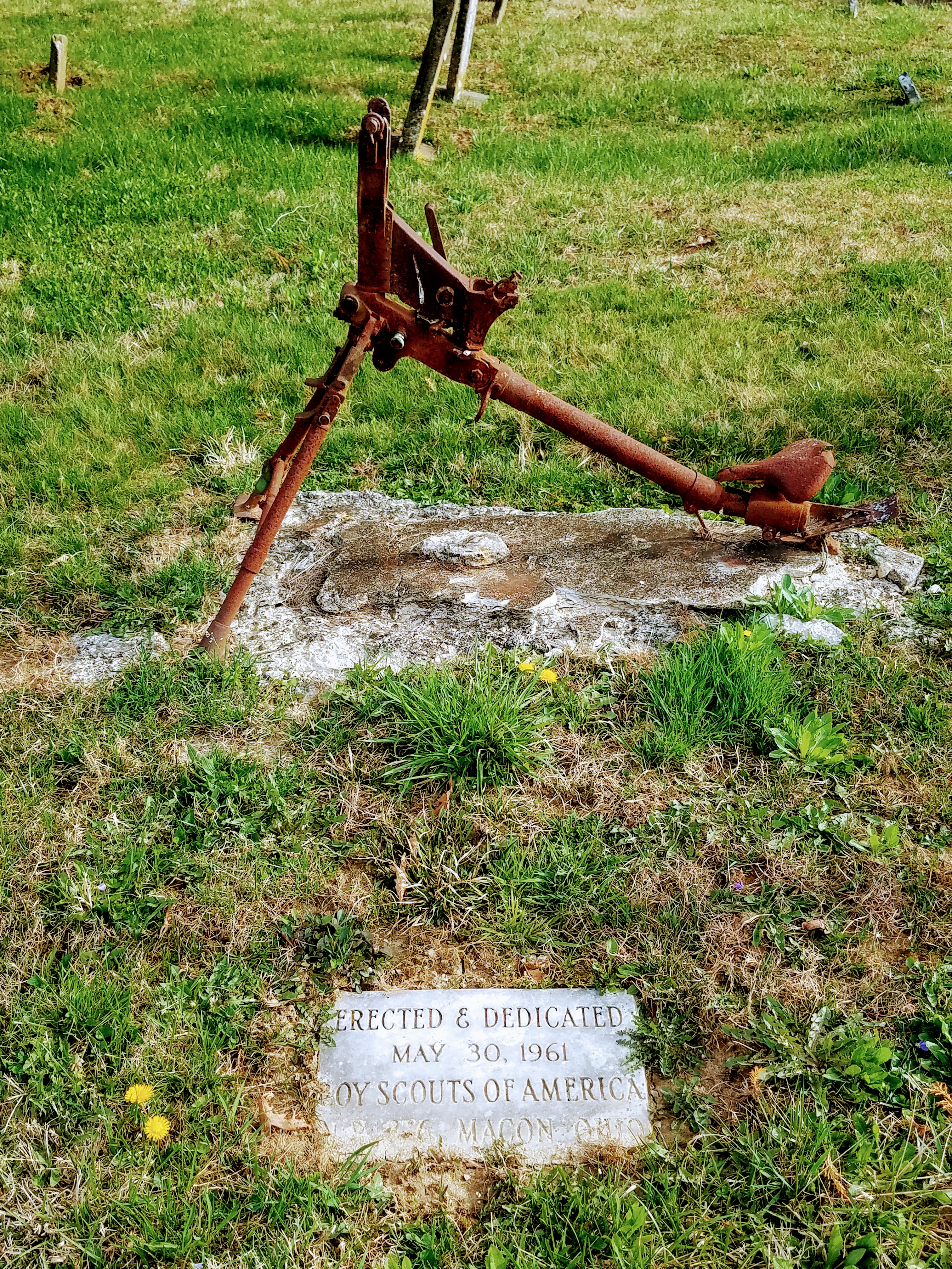 Zoom on the image : Eagle Township World War Memorial