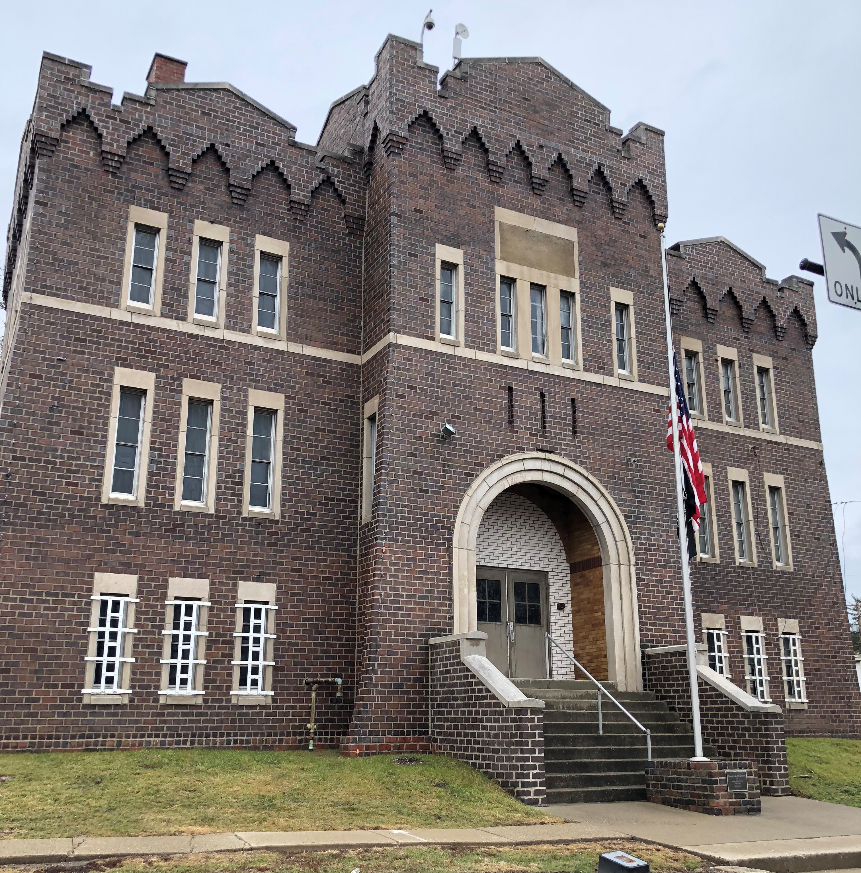 Zoom on the image : Athens Ohio National Guard Armory