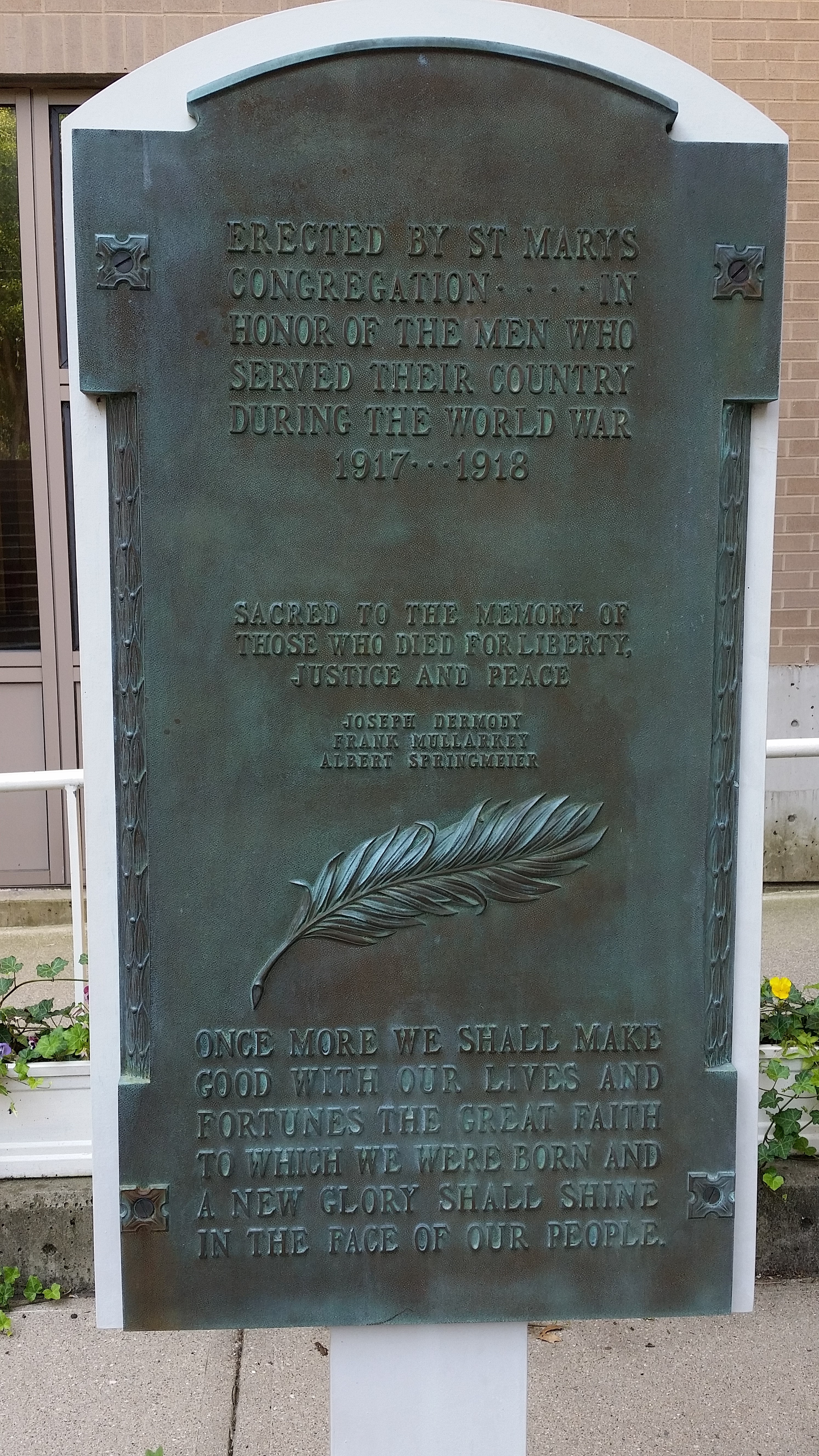 Zoom on the image : St. Mary Parish Memorial Plaque