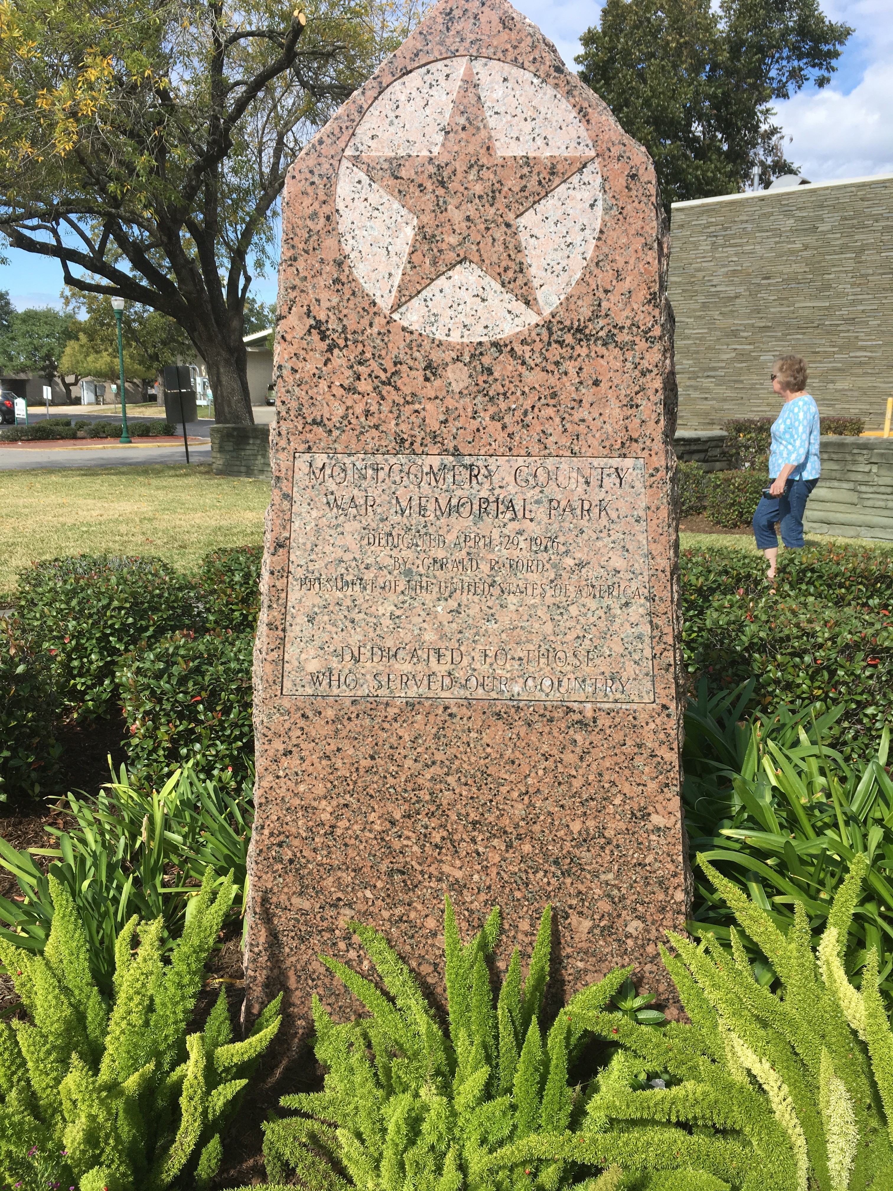 Zoom on the image : The Montgomery County Veterans Memorial Park