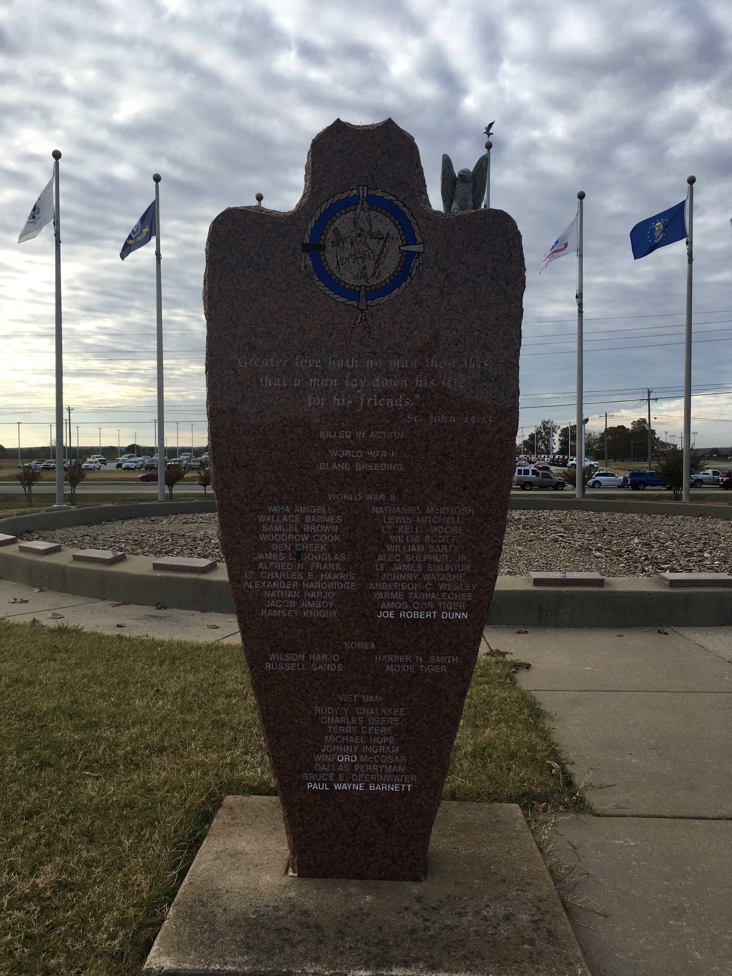 Zoom on the image : Creek Nation Memorial Circle Warriors Memorial Monument