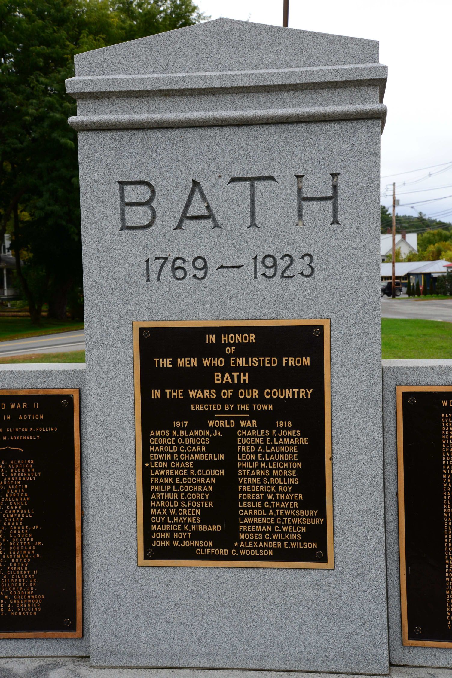 Zoom on the image : BATH ENLISTEES MONUMENT & MEMORIAL HONOR ROLL 