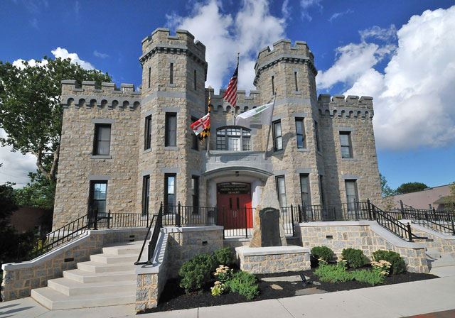 Zoom on the image : Bel Air Armory