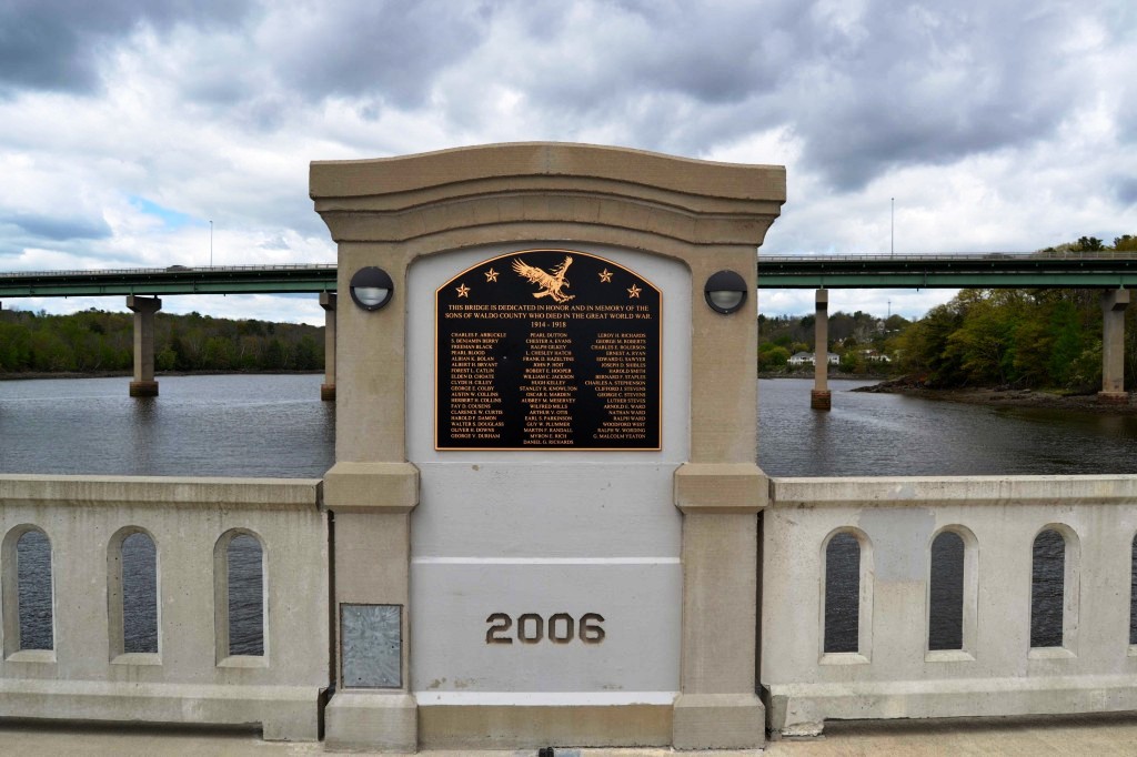Zoom on the image : Armistice Bridge