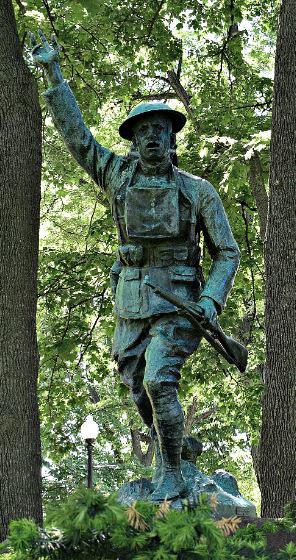 Zoom on the image : Over the Top to Victory" Doughboy Statue