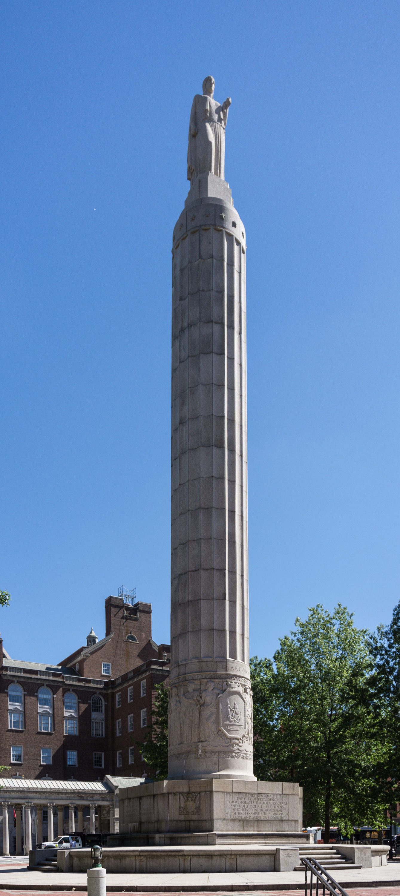 Zoom on the image : Providence World War I Memorial