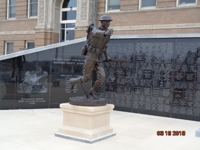 Zoom on the image : Saunders County Veterans Memorial