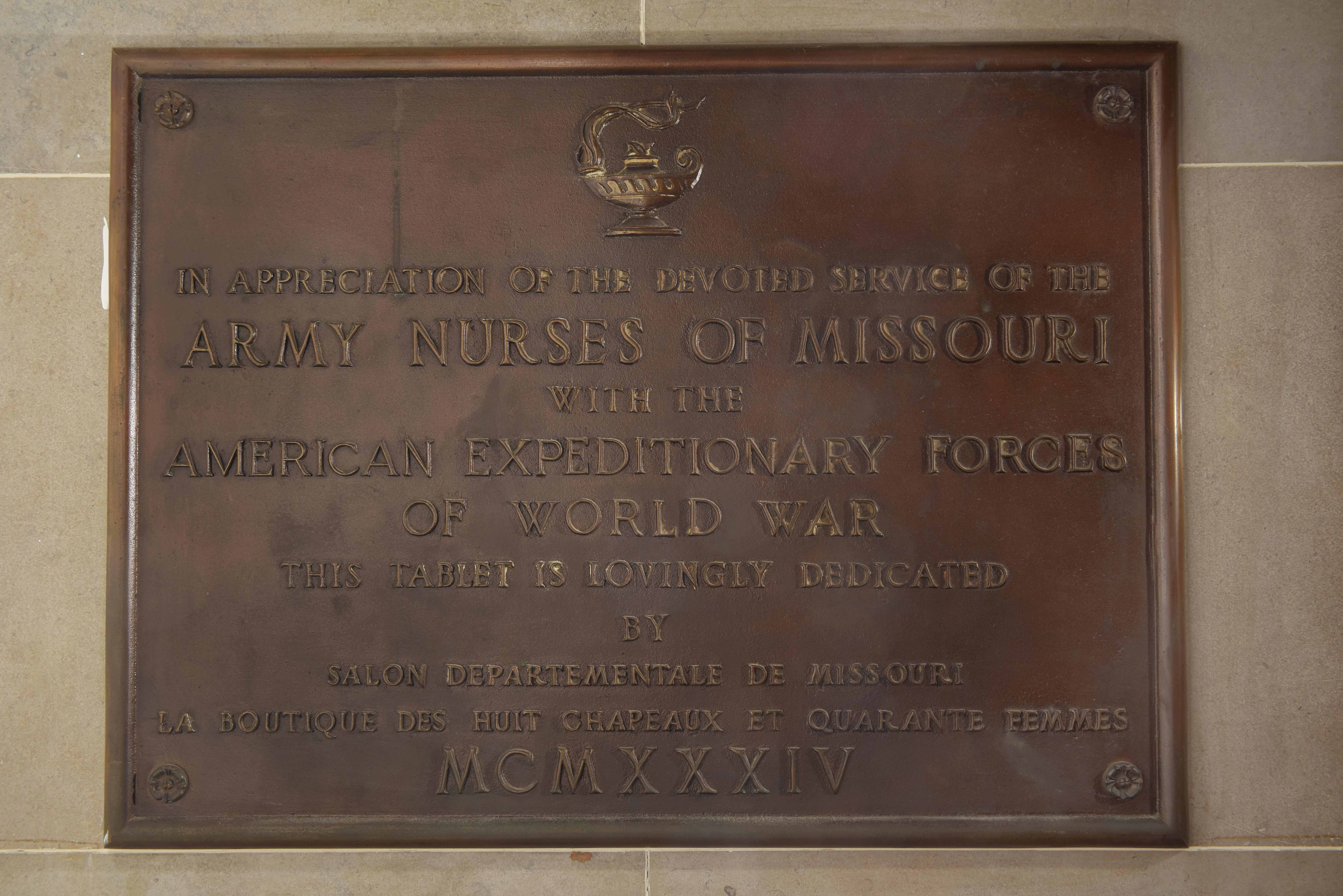 Zoom on the image : Missouri WWI Nurses