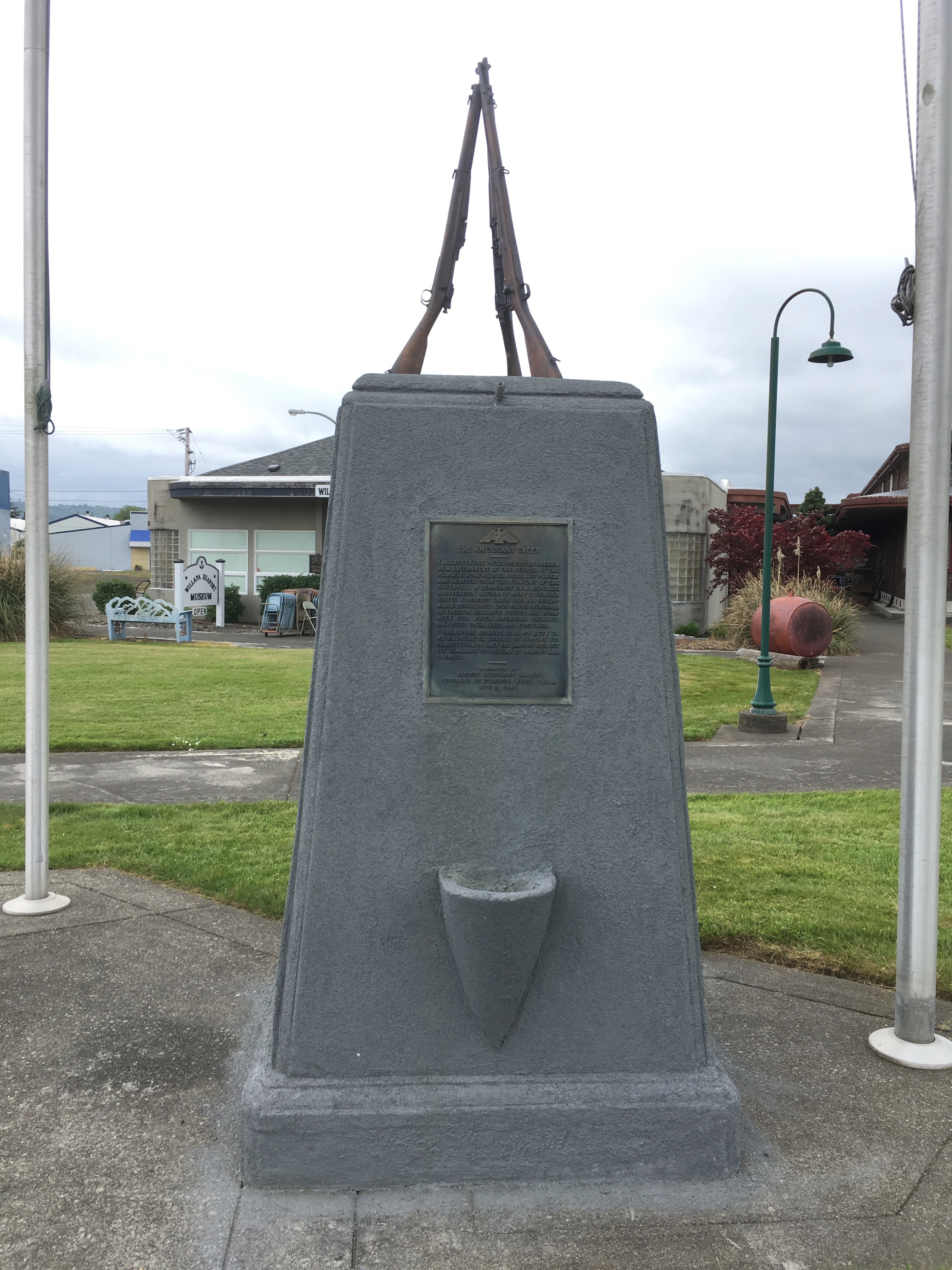 Zoom on the image : Raymond Pacific Auxiliary Memorial