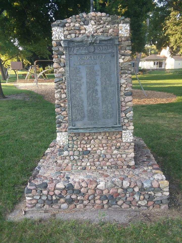 Zoom on the image : World War Honor Roll