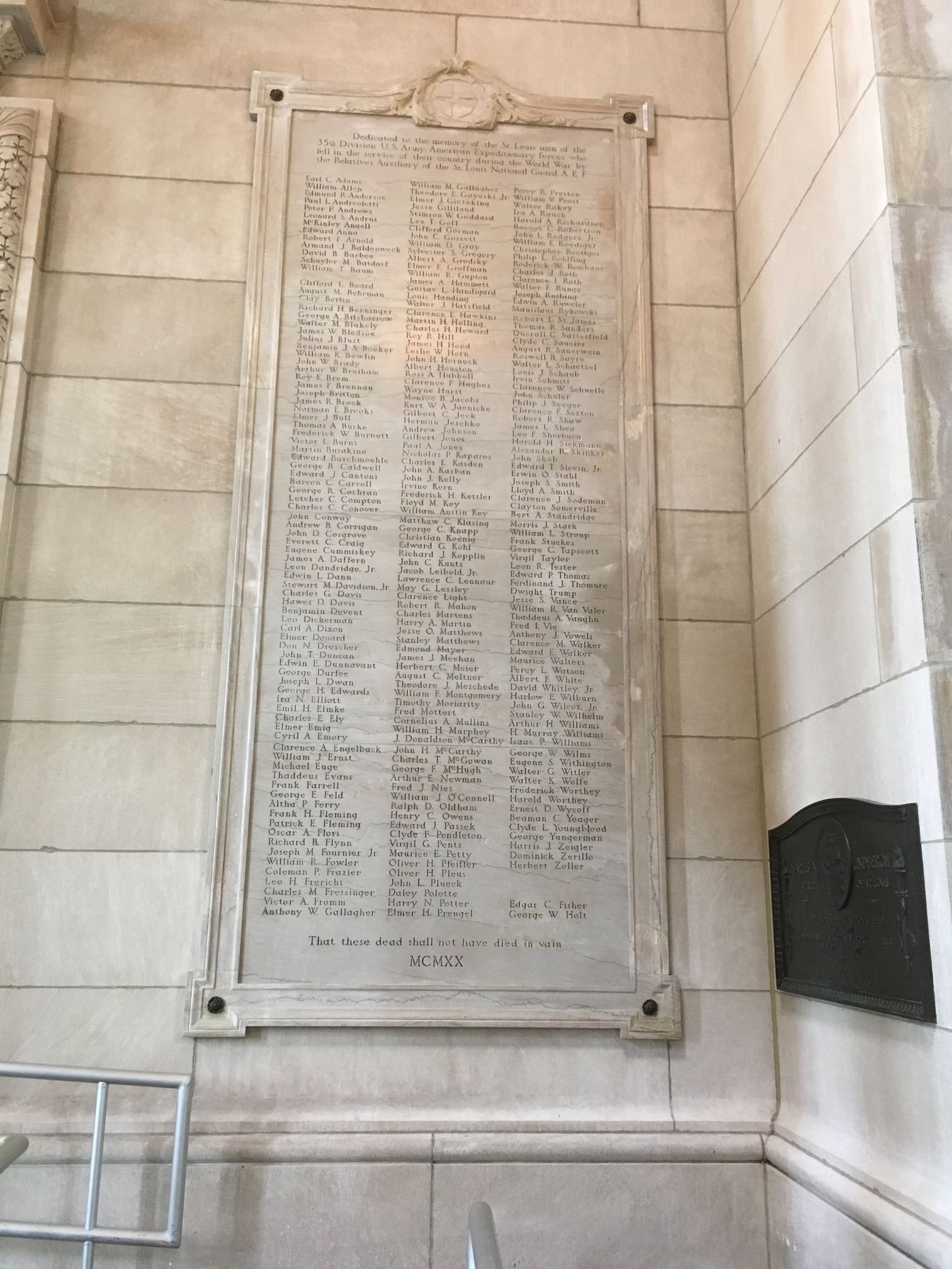 Zoom on the image : The World War Memorial Wall of Missouri’s 35th Division