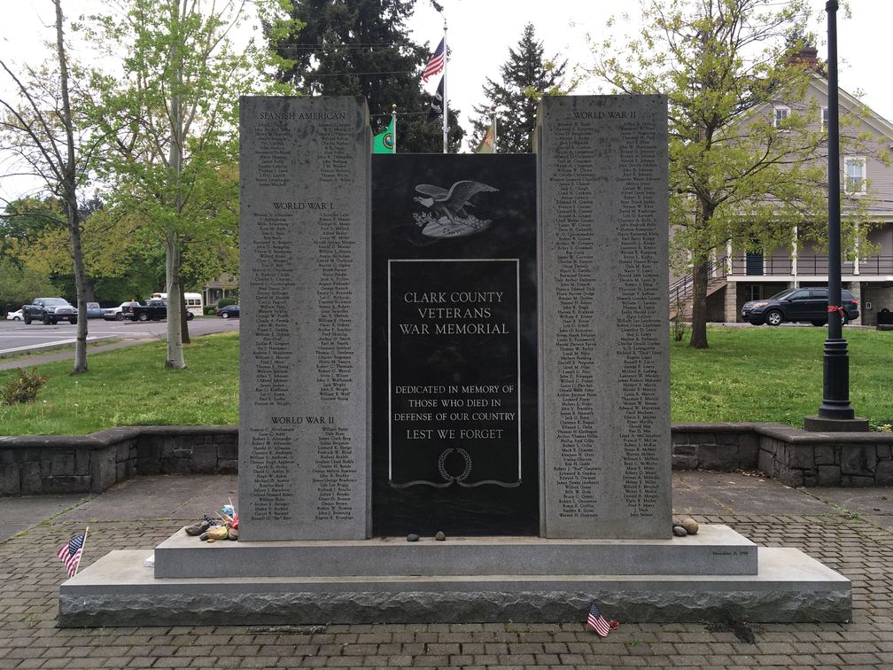 Zoom on the image : Clark County Veterans War Memorial