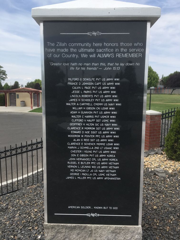 Zoom on the image : Veterans Memorial Of Zillah