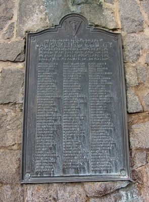 Zoom on the image : War Veterans Memorial