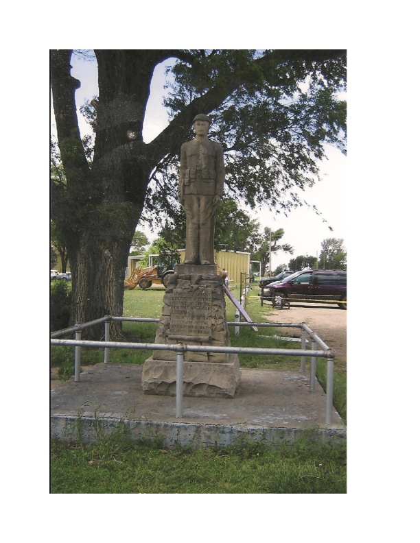 Zoom on the image : Tyrone, Doughboy Statue