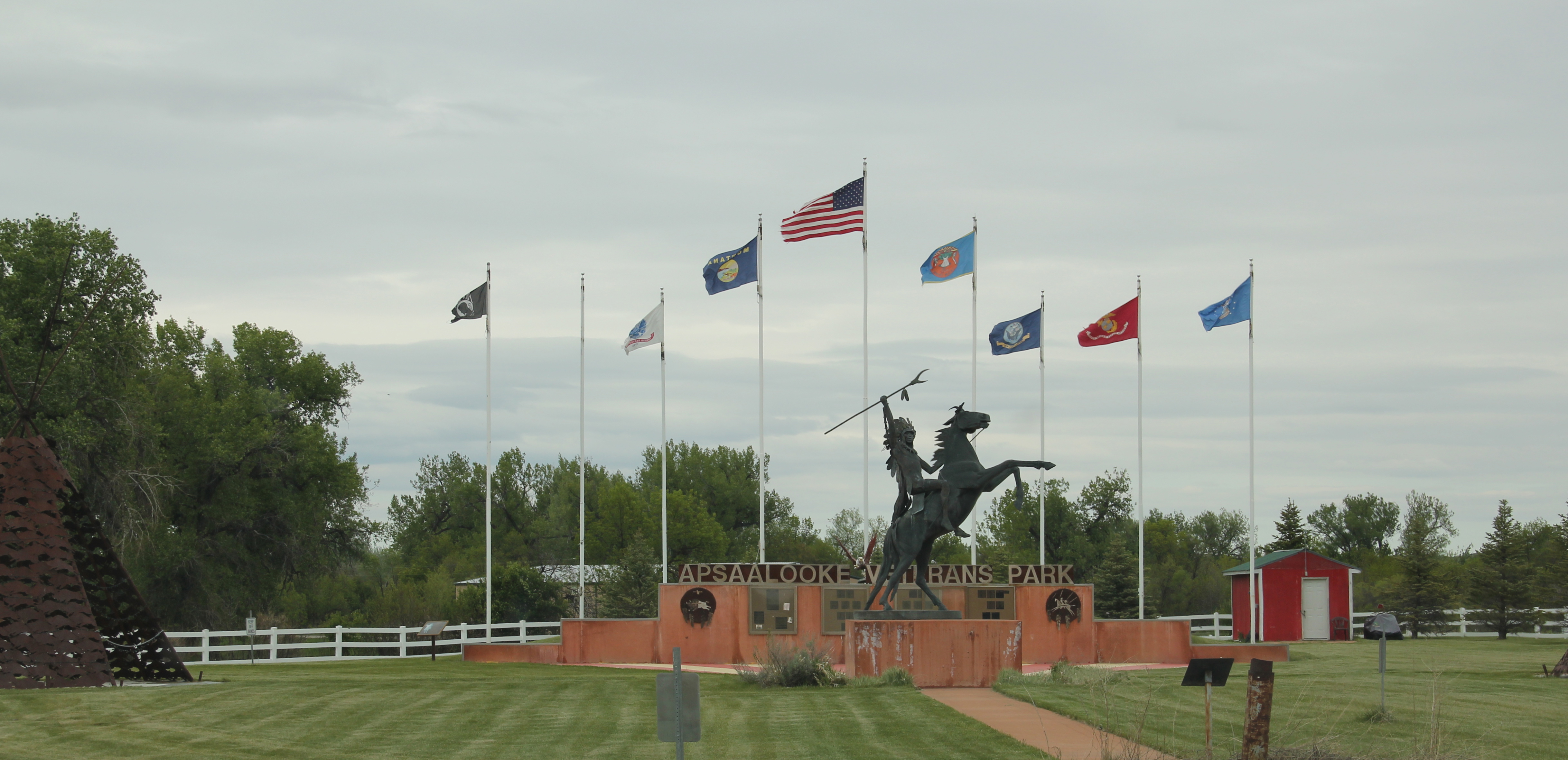 Zoom on the image : Apsaalooke (Crow) Veterans Park