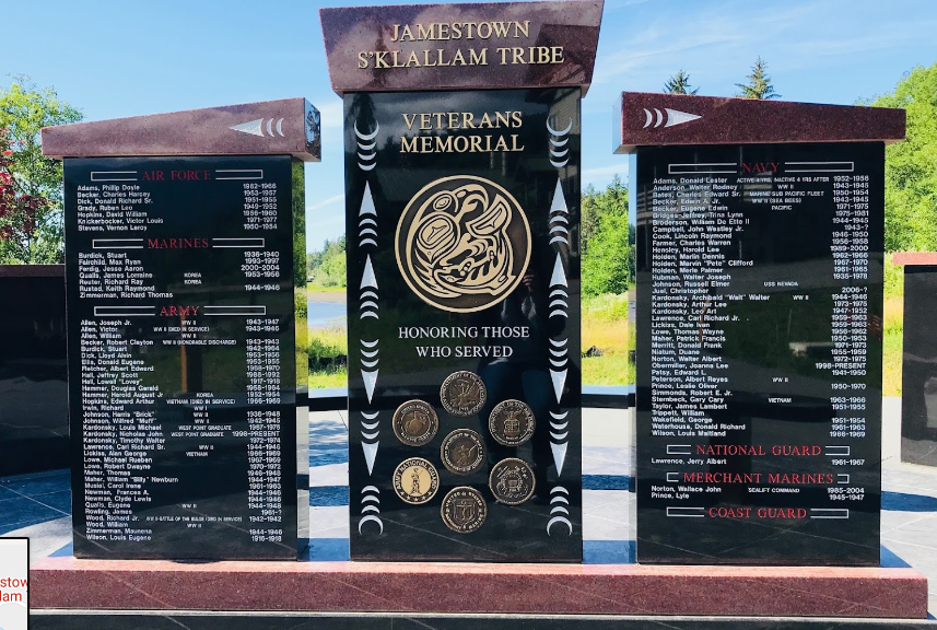 Zoom on the image : Jamestown S’Klallam Veterans Memorial