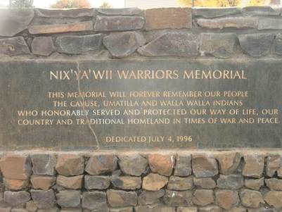 Zoom on the image : Nix-yá-wii Warriors Memorial