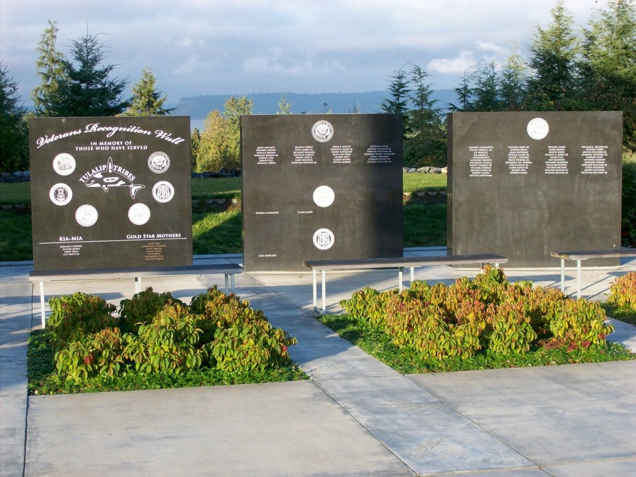 Zoom on the image : Tulalip Veterans Memorial