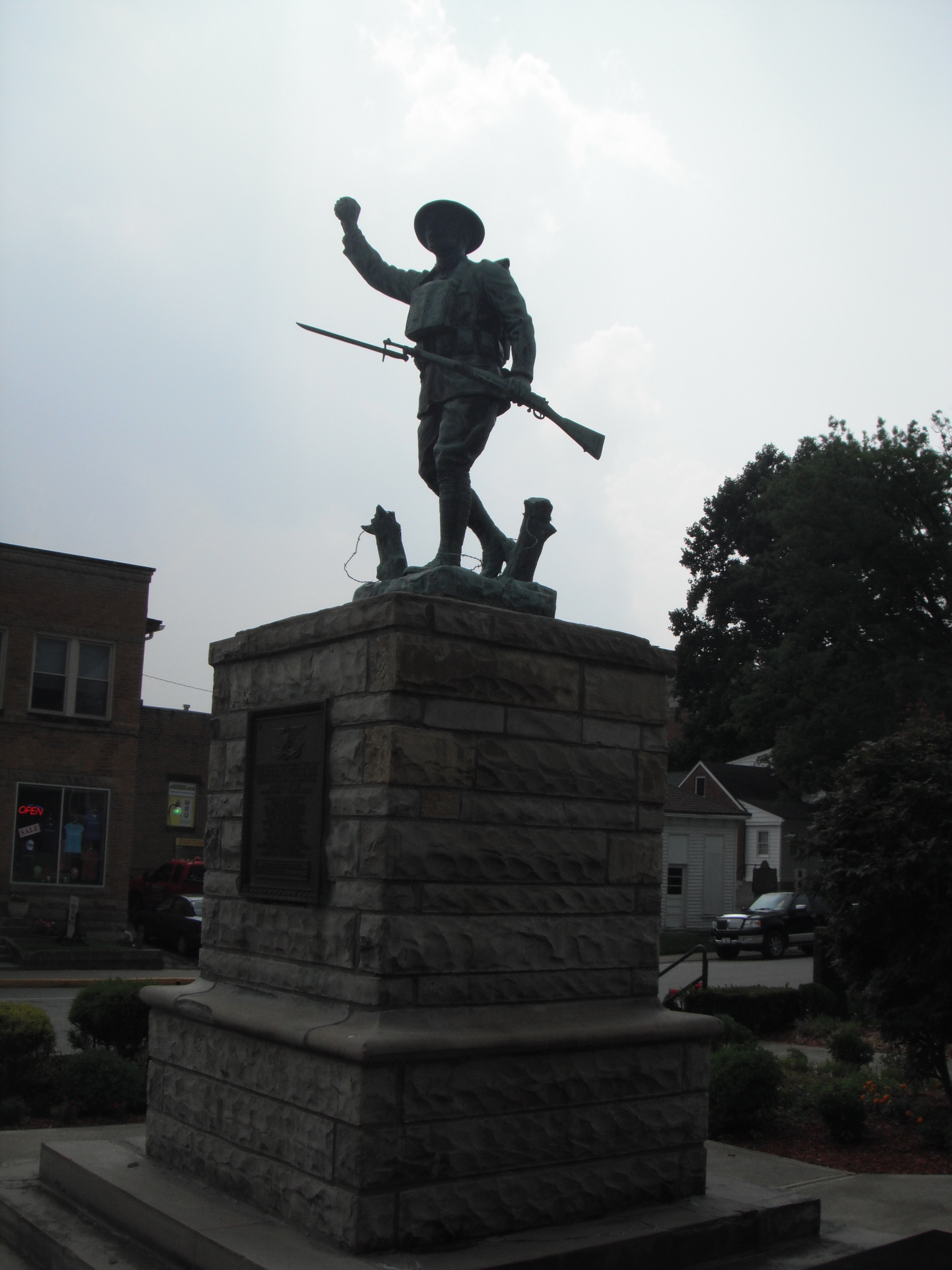 Zoom on the image : Morehead Spirit of the American Doughboy