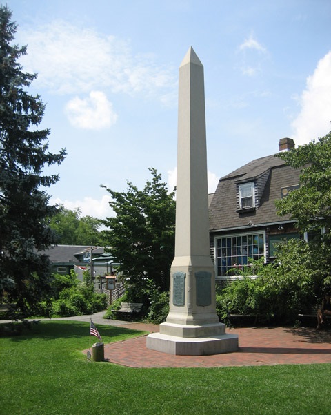 Zoom on the image : World War I Obelisk Monument