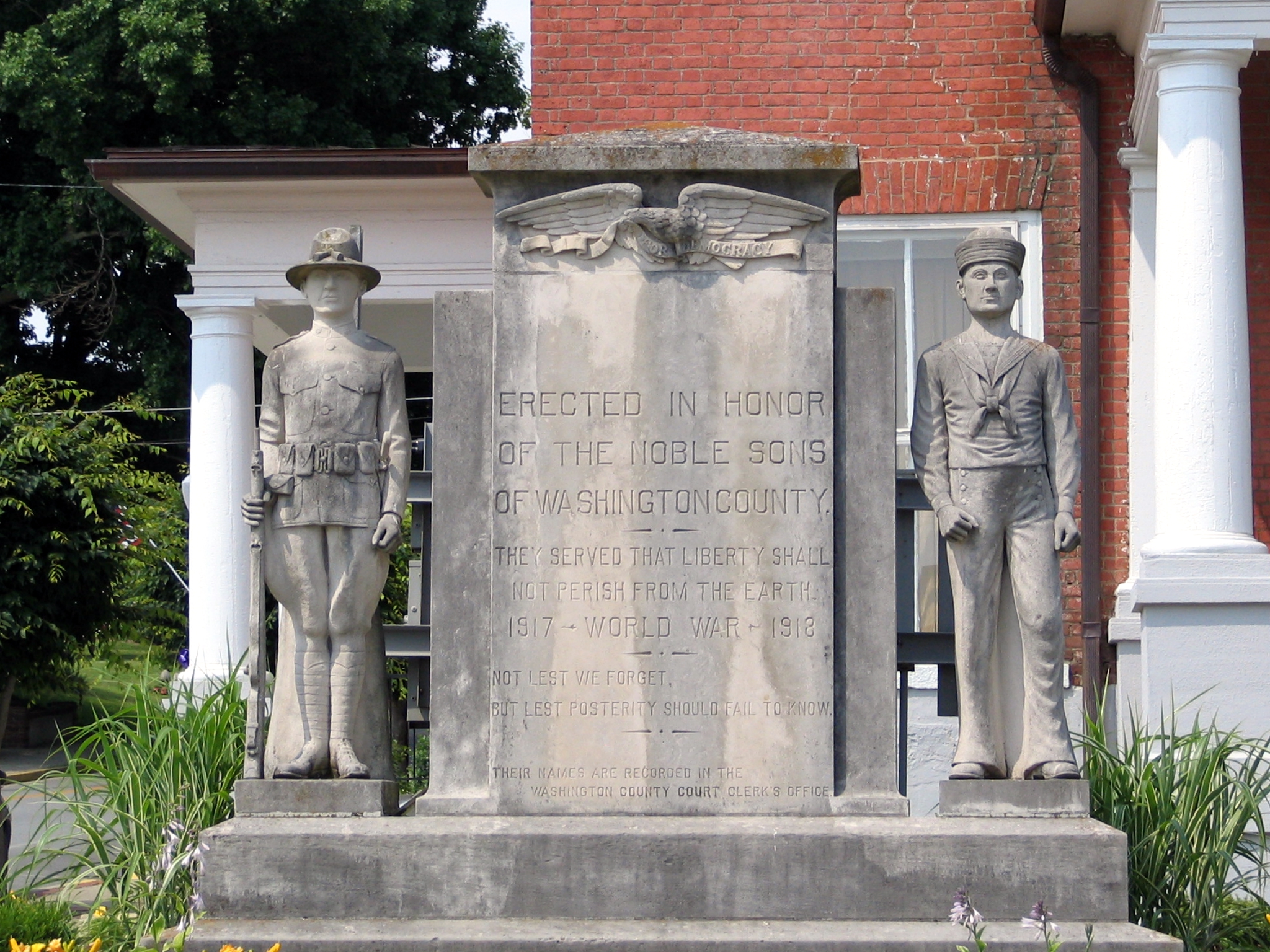 Zoom on the image : Washington County WWI Memorial