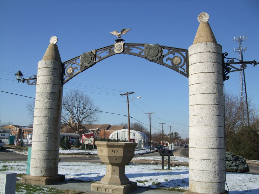 Zoom on the image : Hopewell World War I Monument