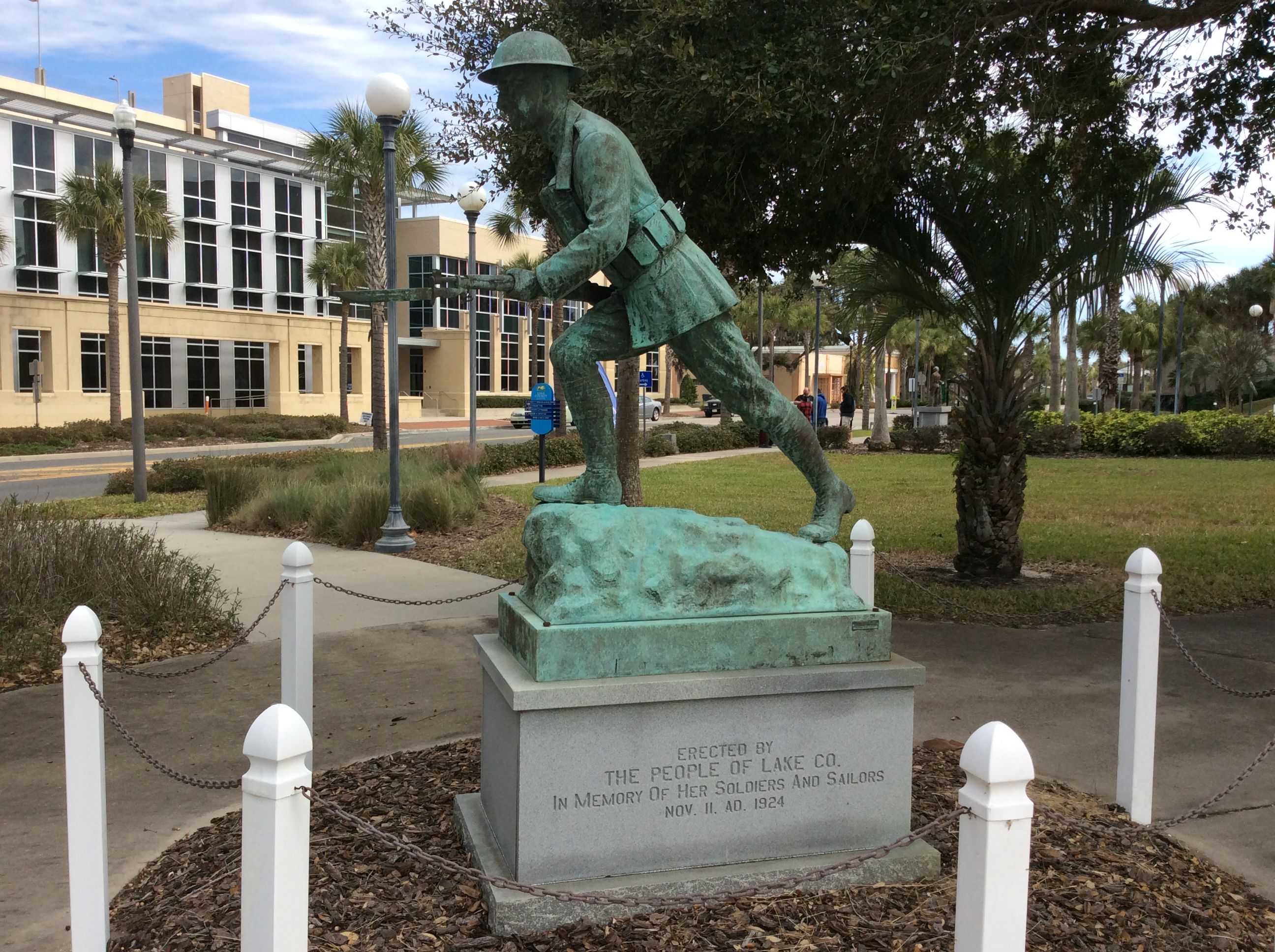 Zoom on the image : Lake County WWI Honor Roll