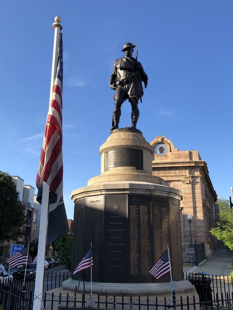 Zoom on the image : The Lawrenceville Doughboy