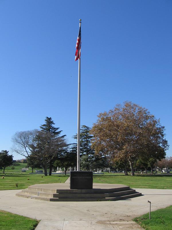 Zoom on the image : Oak Hill Memorial Park WWI memorial