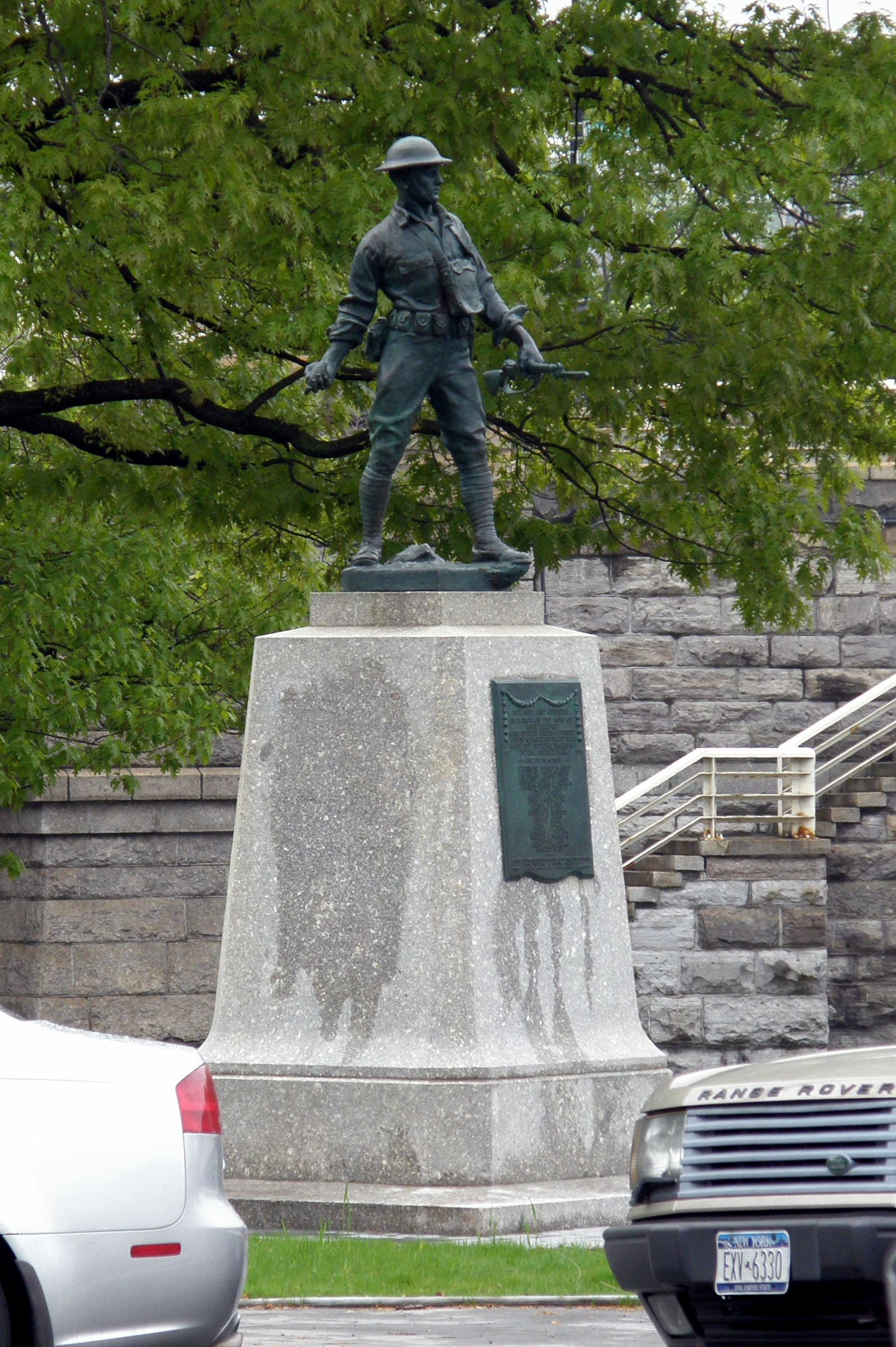 Zoom on the image : Highbridge World War I Memorial