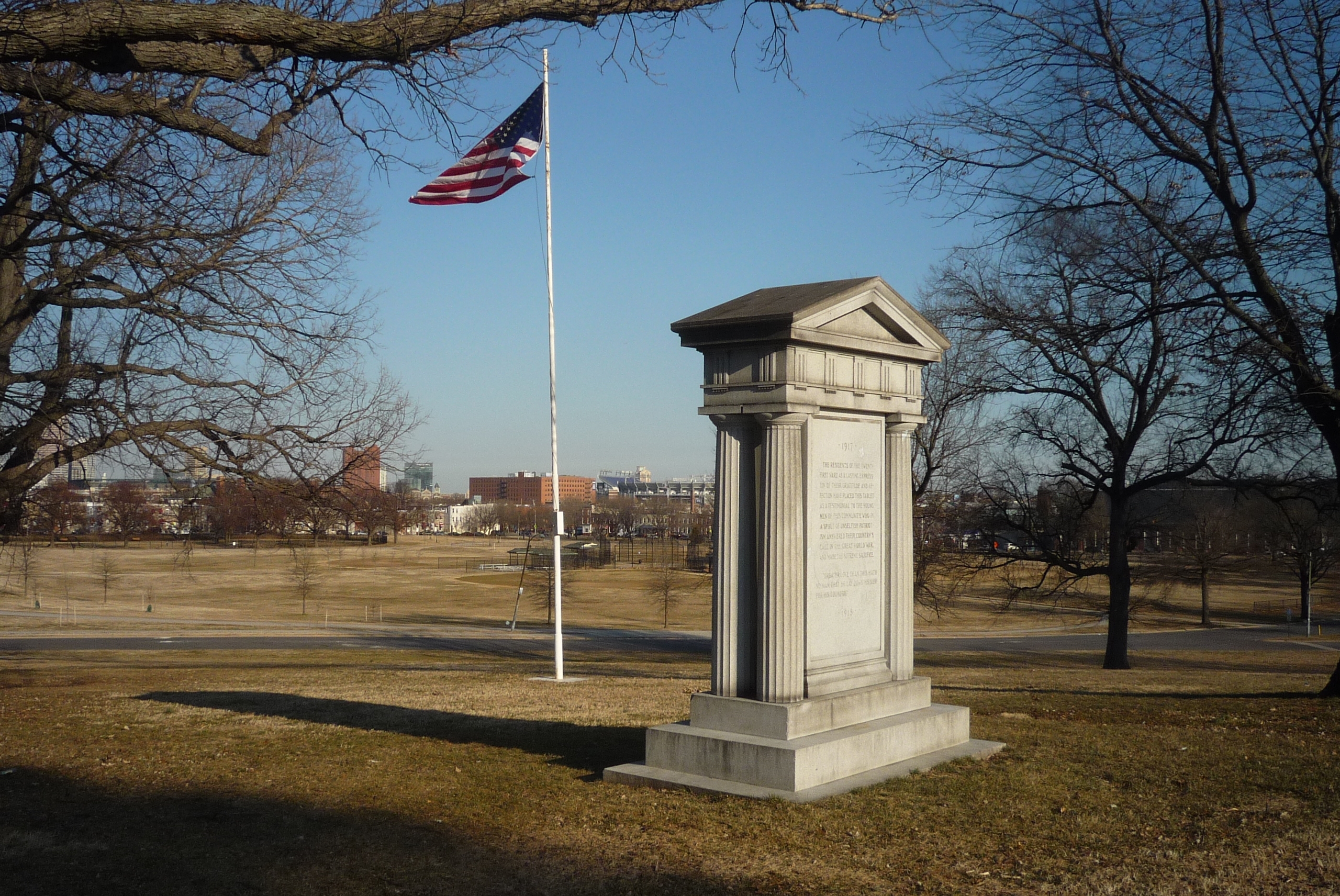 Zoom on the image : Twenty First Ward Monument