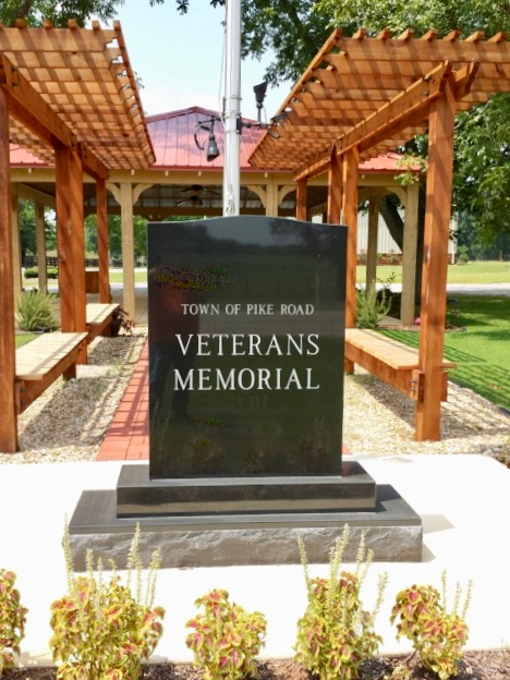 Zoom on the image : Pike Road Veterans Memorial