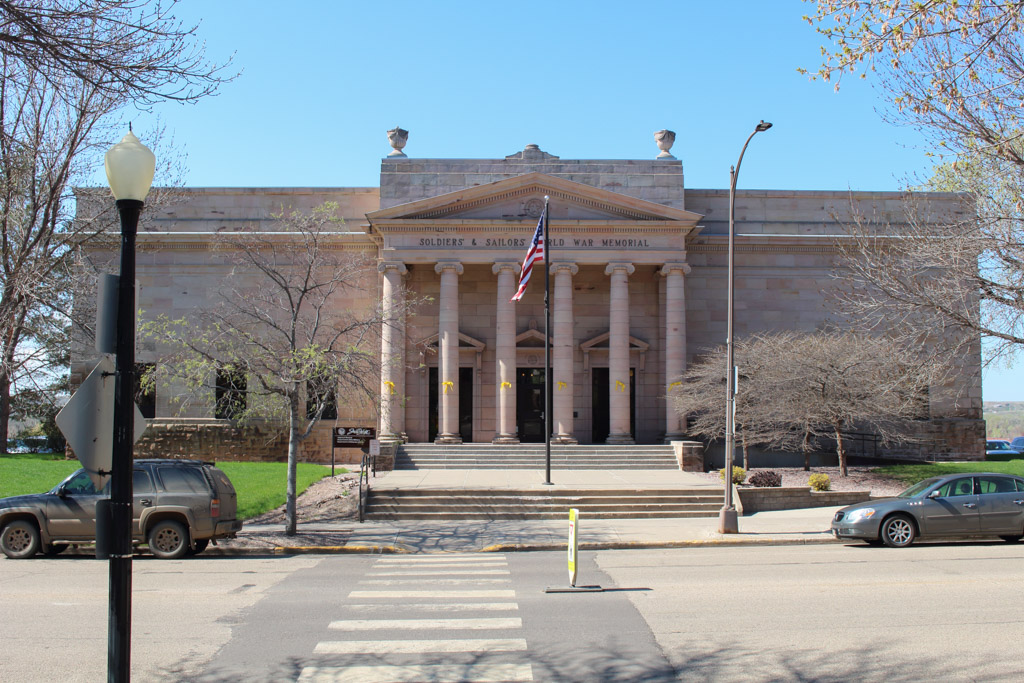 Zoom on the image : South Dakota Soldiers & Sailors World War Memorial