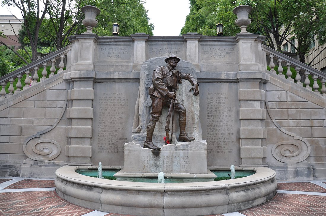 Zoom on the image : The Listening Post Doughboy