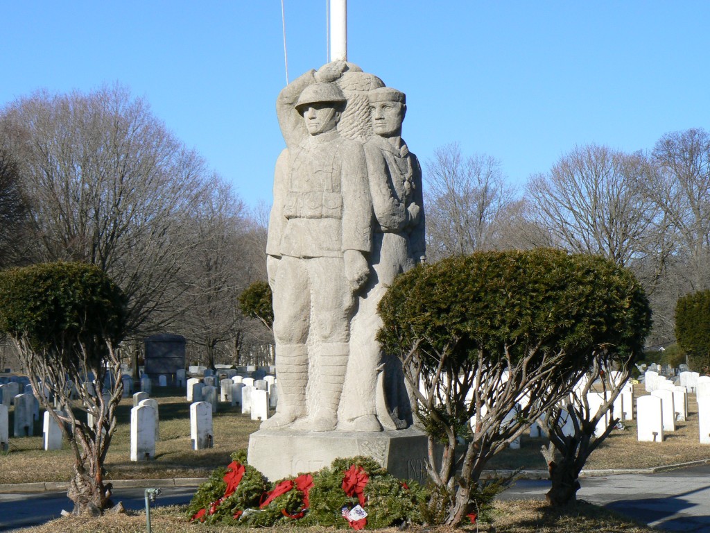 Zoom on the image : Veterans Memorial Flagpole
