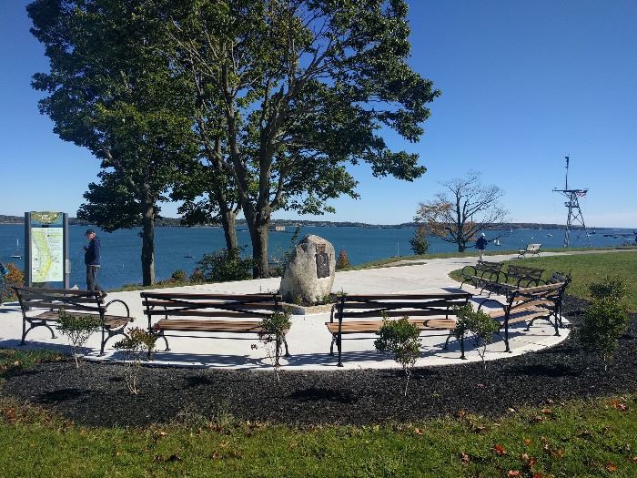 Zoom on the image : Jacob Cousins Memorial