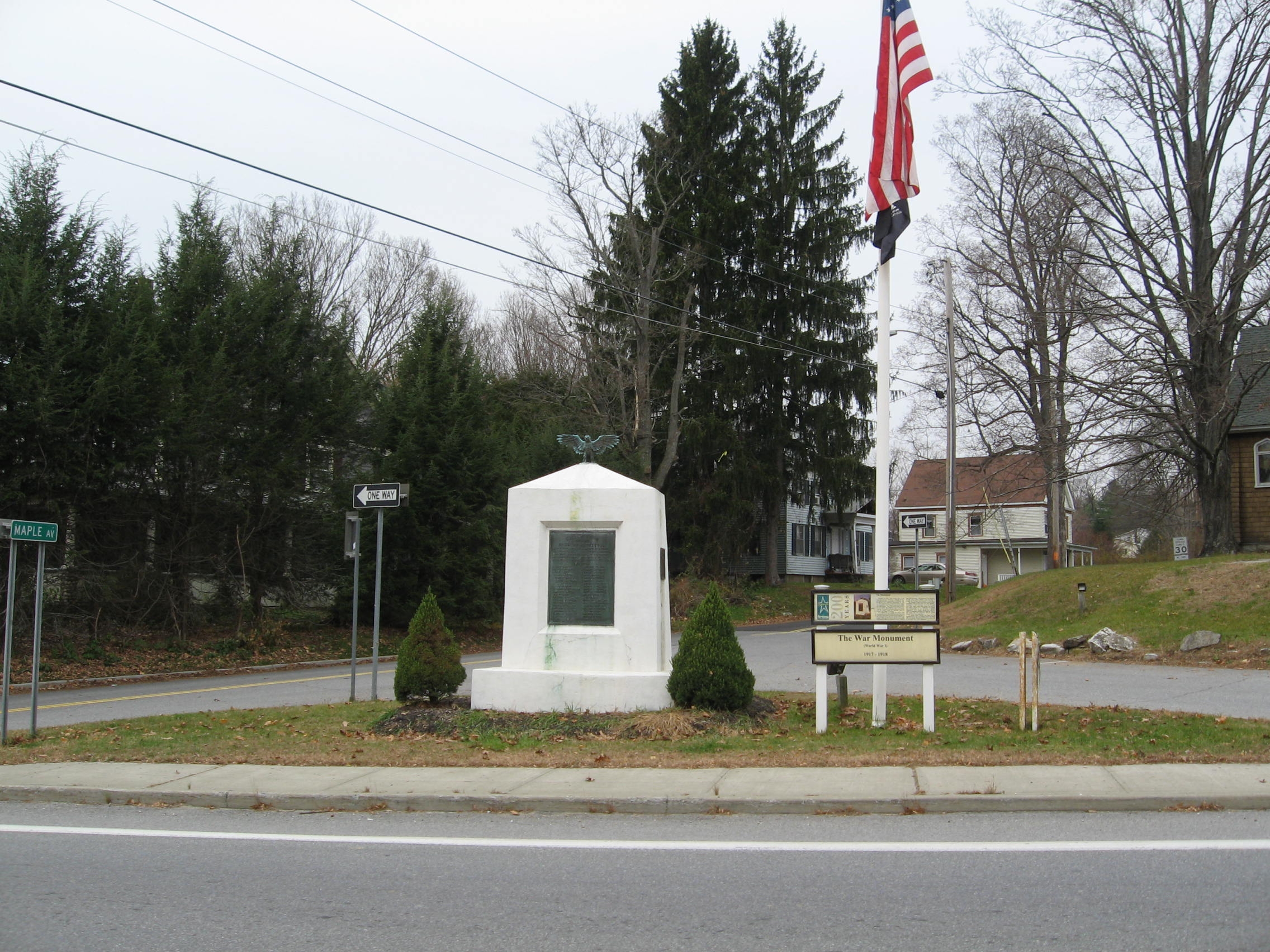 Zoom on the image : Patterson War Memorial