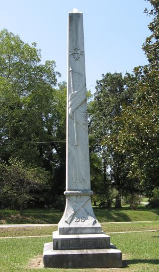Zoom on the image : Lawrence County WWI Memorial Obelisk
