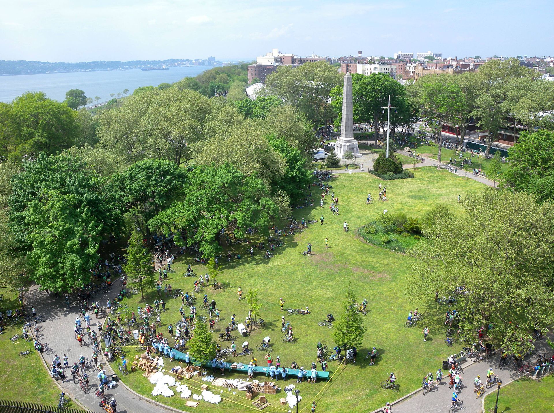 Zoom on the image : Dover Patrol Monument