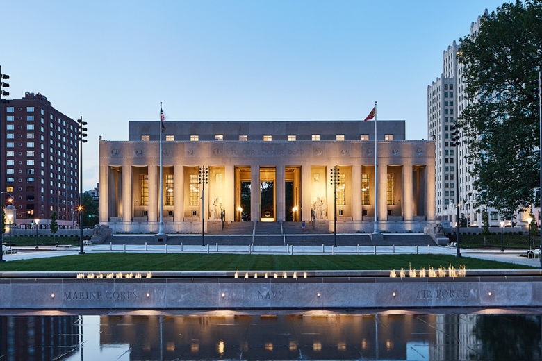 Zoom on the image : Soldiers Memorial Military Museum