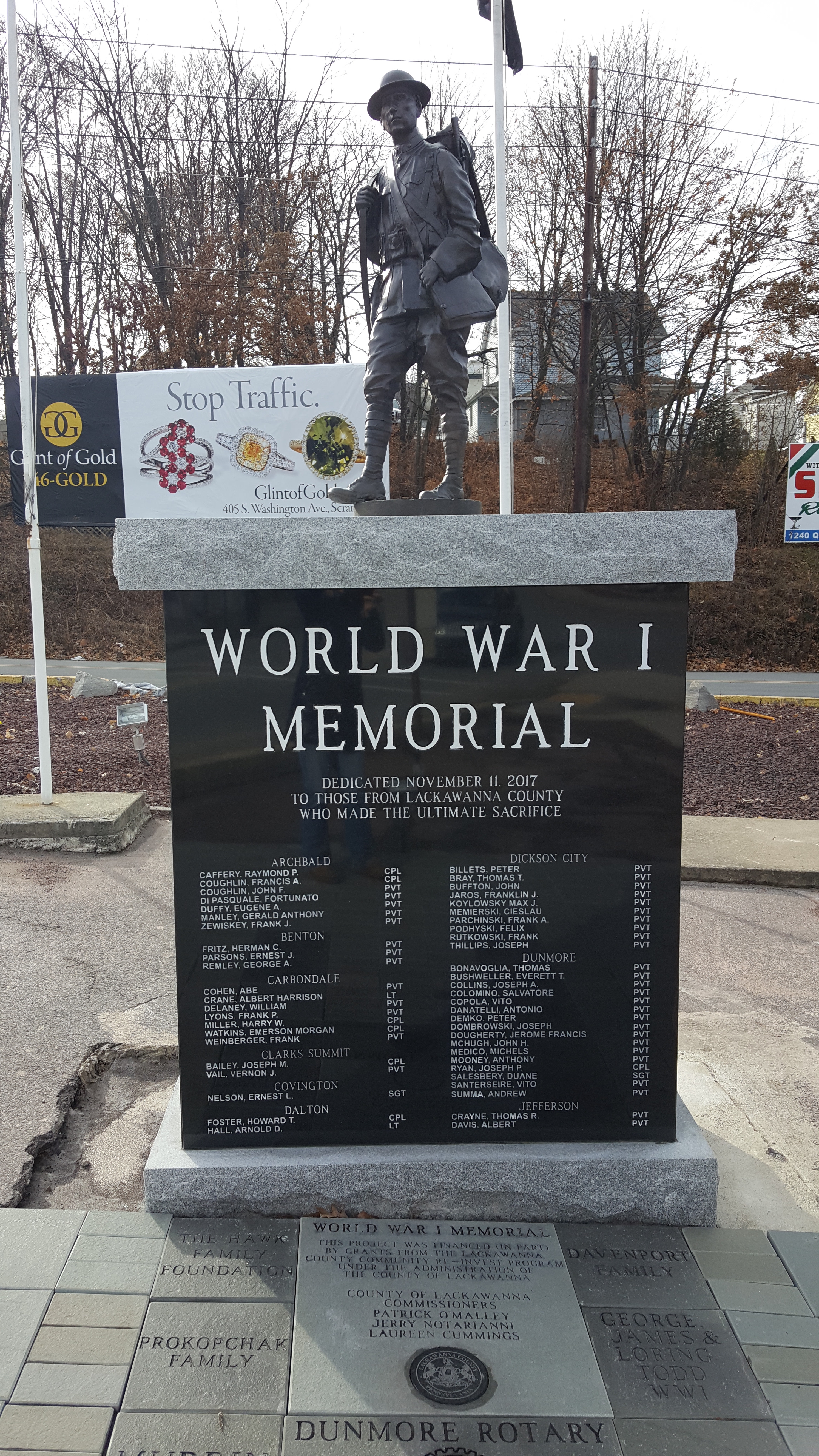 Zoom on the image : Lackawanna County World War I Memorial