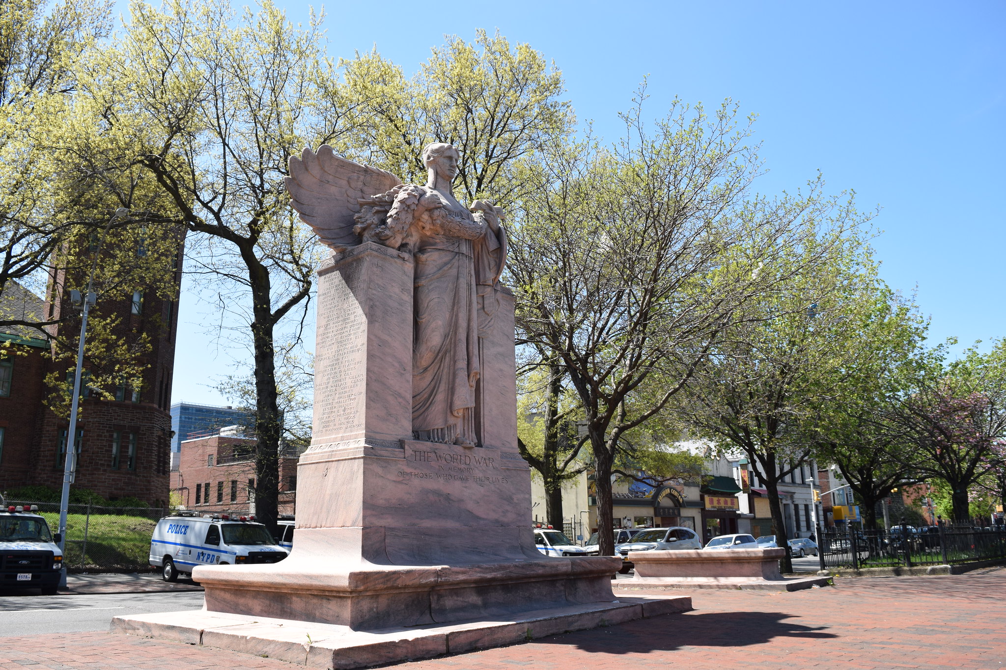 Zoom on the image : Flushing WWI Memorial