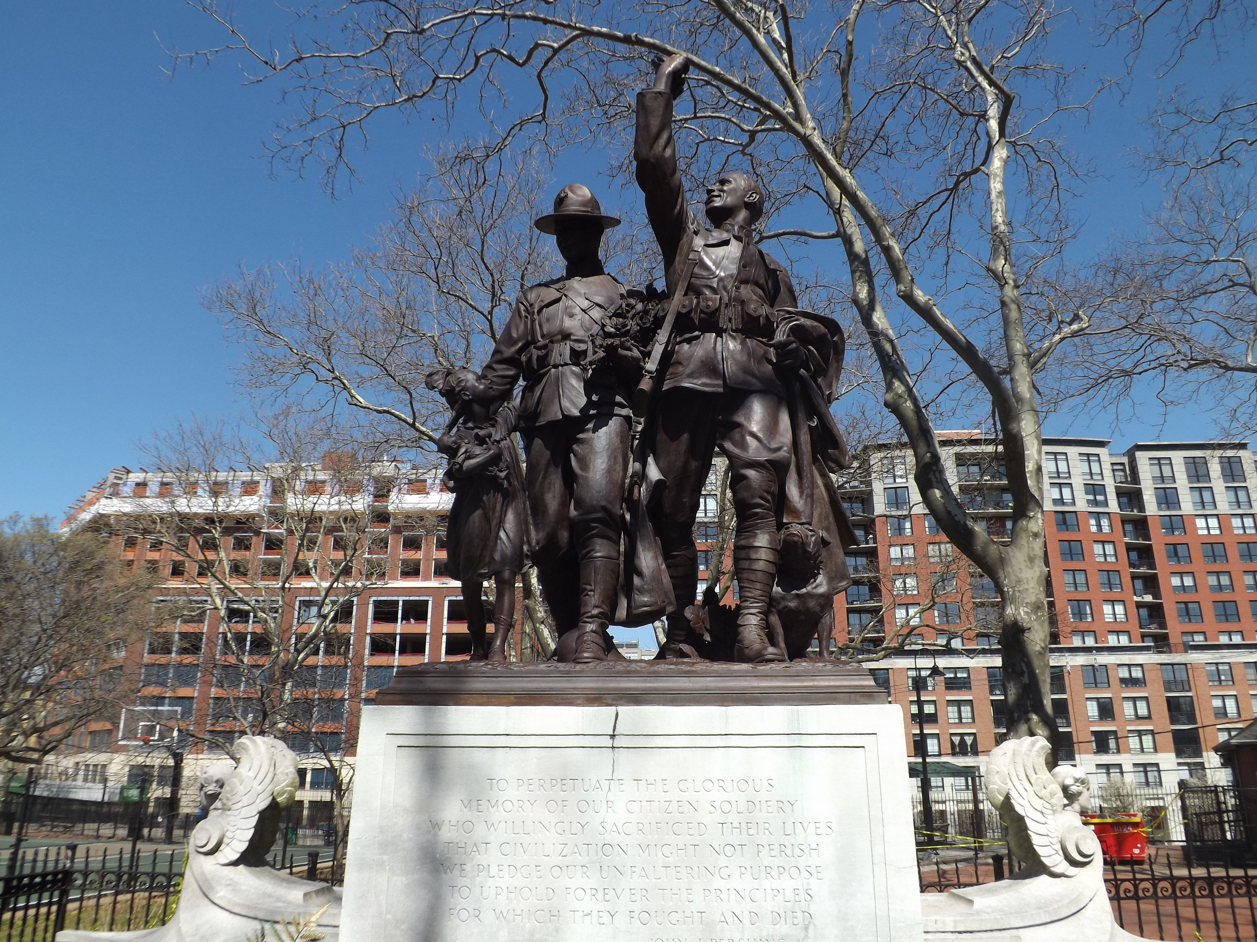 Zoom on the image : Elysian Park WWI Memorial