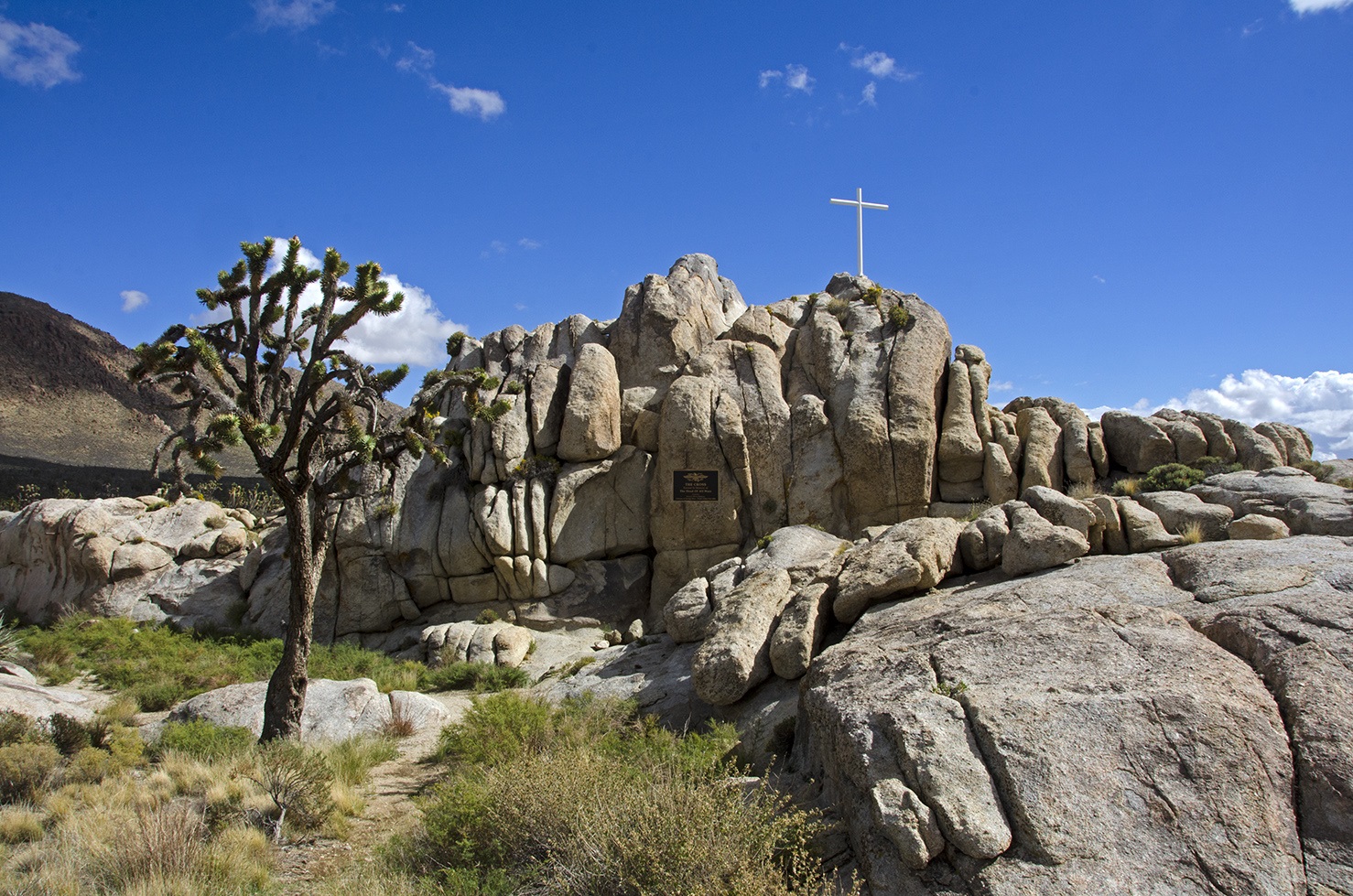 Zoom on the image : White Cross World War I Memorial