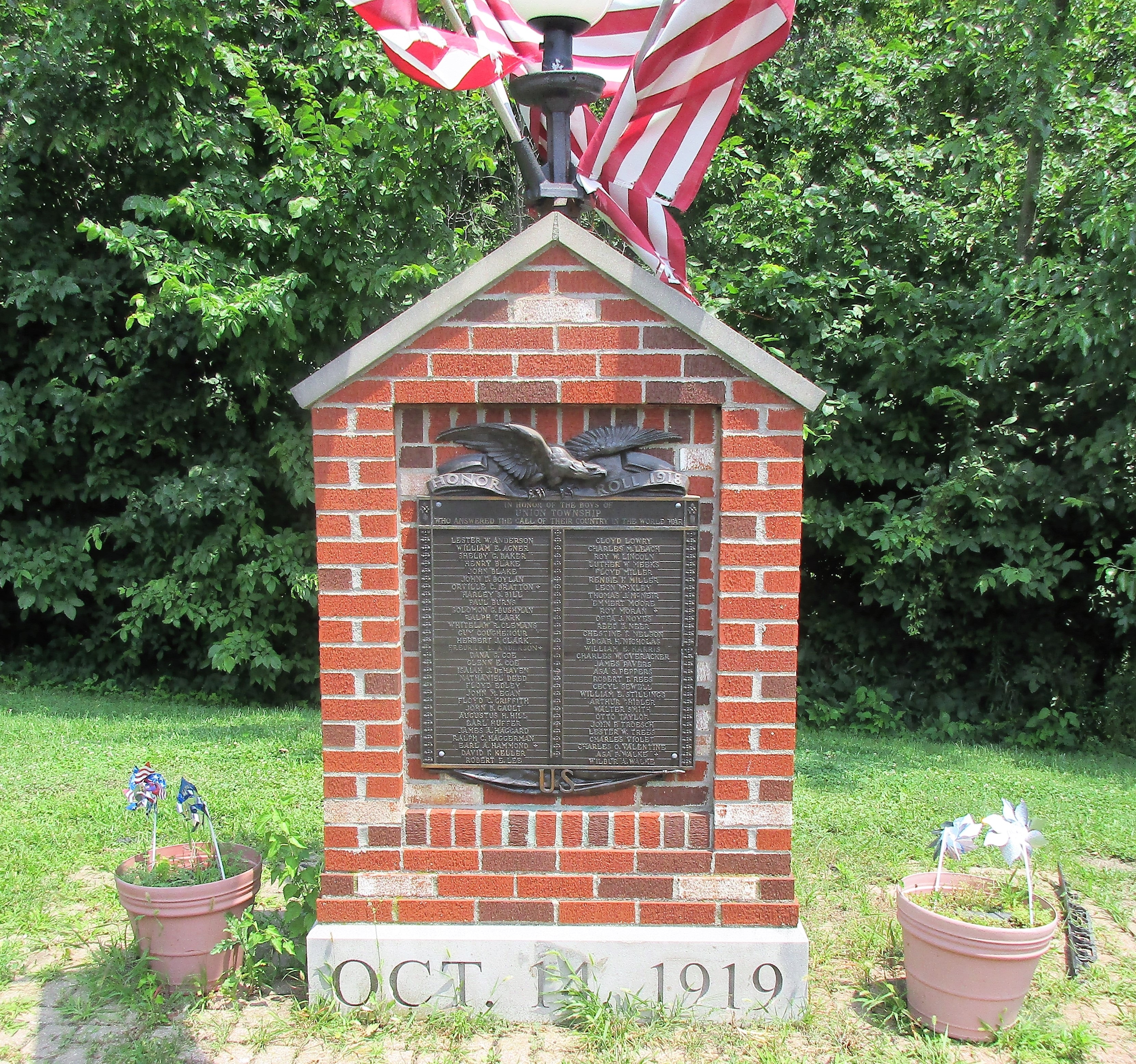 Zoom on the image : Honor Roll 1918 - Union Township