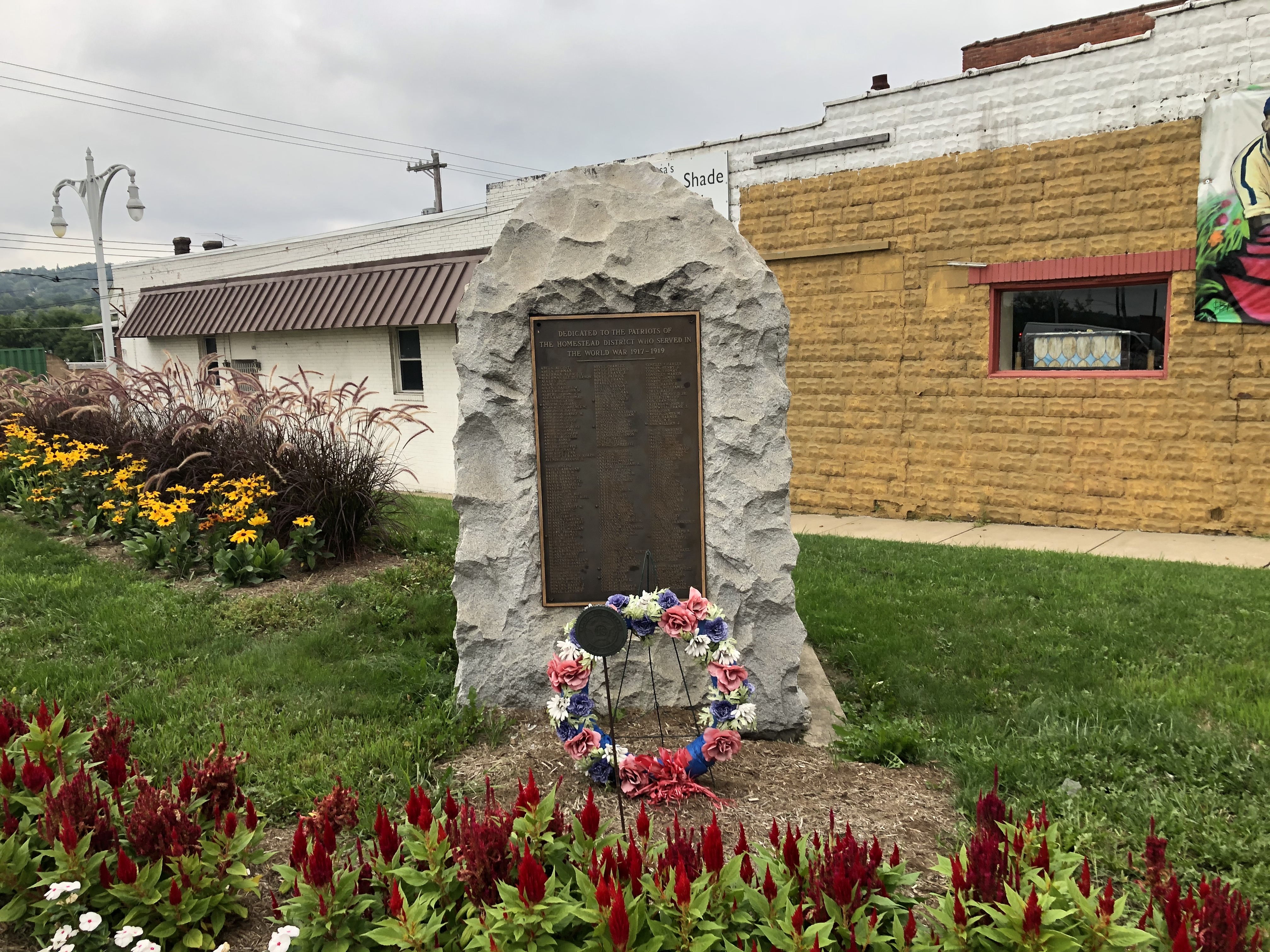 Zoom on the image : Homestead District WWI Memorial